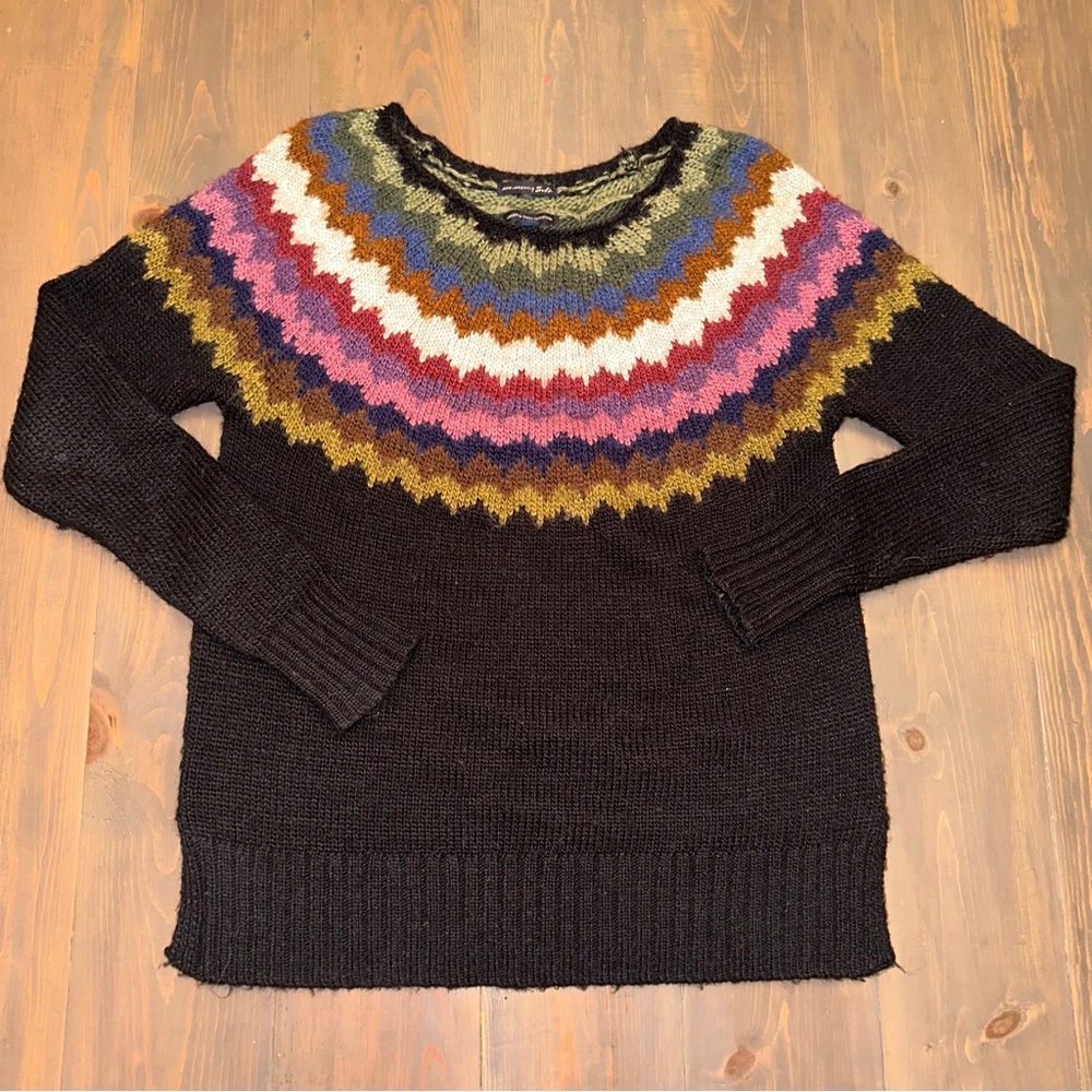 American Eagle women’s sweater
